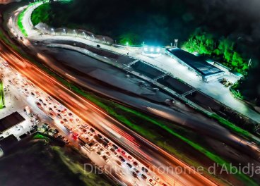 Construction du marché de fruits Dominique Ouattara du Banco